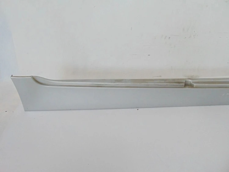 LISTWA PROGOWA PRAWA BMW F10 (2010-2013) 2.0 D 184KM