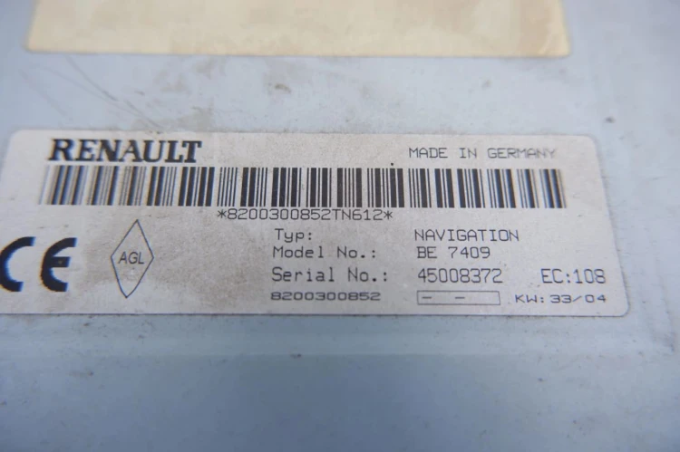 RADIO CD RENAULT SCENIC II (2003-2005) 1.9 DCI 8200300852