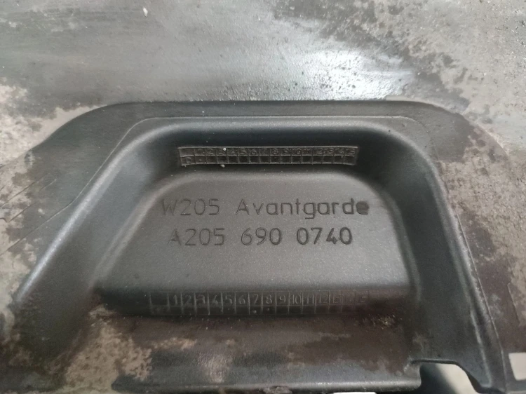 LISTWA PROGOWA LEWA MERCEDES C W205 (2014-2018) 2.2 CDI 170KM A2056900740