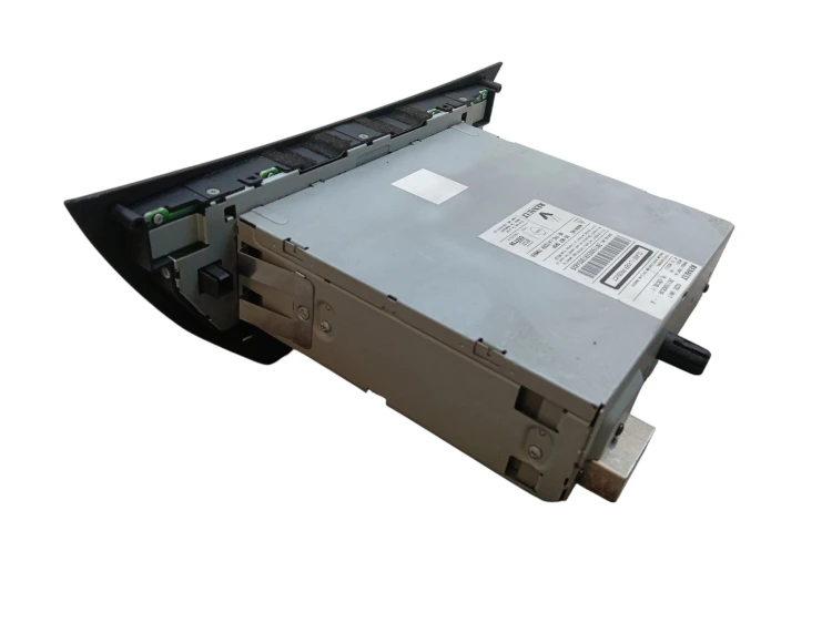 RADIO RENAULT LAGUNA III (2007-2010) 2.0 DCI 150KM 281150053R