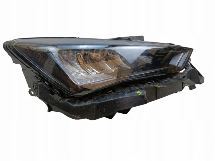 LAMPA PRAWY PRZÓD SEAT LEON IV (2020-) 1.5 TSI 116KM 5FC941006H