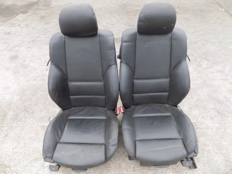 FOTELE KOMPLET BMW E46