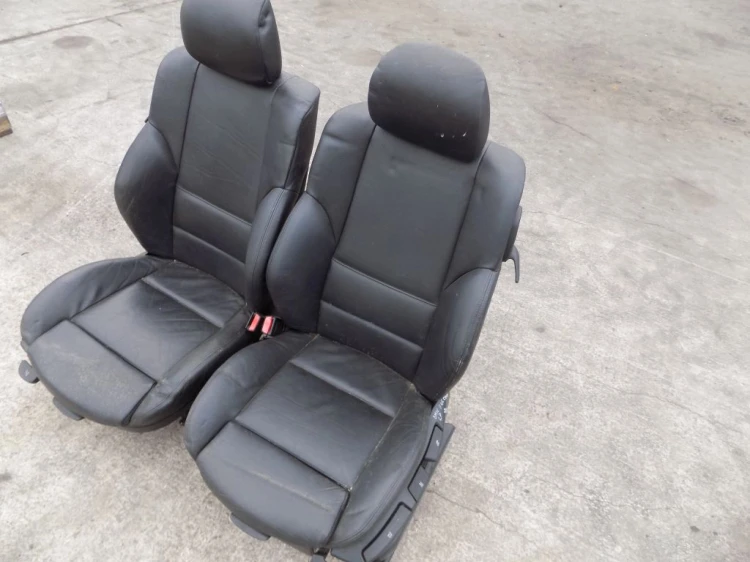 FOTELE KOMPLET BMW E46
