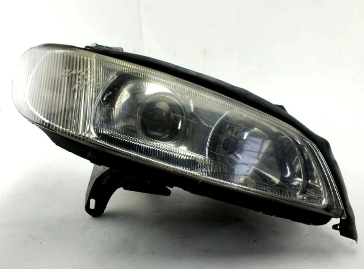 LAMPA PRAWY PRZÓD OPEL OMEGA B (1994-1999) 2.0 16V