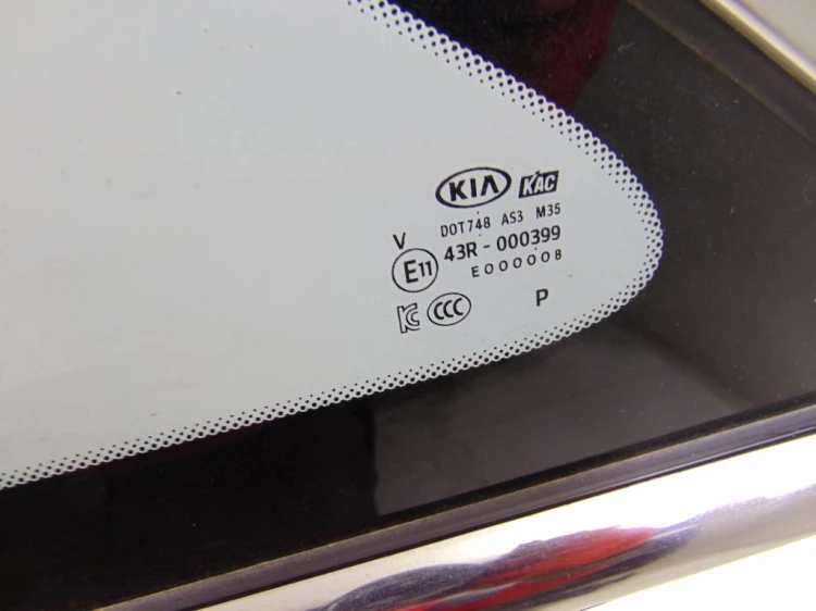 SZYBA KAROSERYJNA LEWY TYŁ KIA SORENTO III (2015-2020 2.2 CRDI D4HB 197