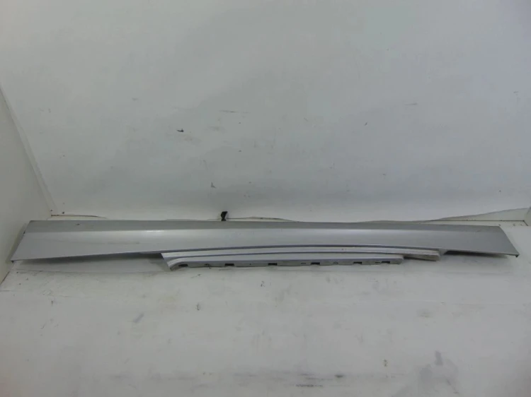 LISTWA PROGOWA LEWA BMW E88 2.0 D N47D20A