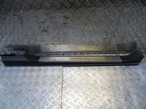 LISTWA PROGOWA LEWY PRZÓD MERCEDES CL500 W215
