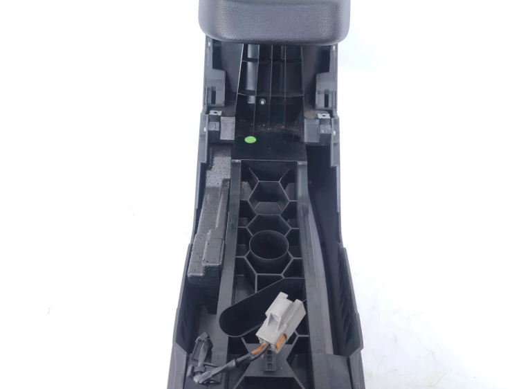TUNEL ŚRODKOWY PODŁOKIETNIK FORD C-MAX MK1 LIFT (2007-2010) 1.8 TDCI 115KM