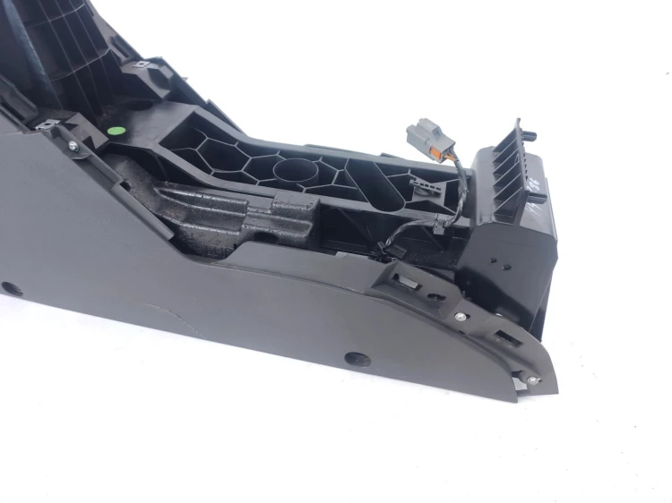 TUNEL ŚRODKOWY PODŁOKIETNIK FORD C-MAX MK1 LIFT (2007-2010) 1.8 TDCI 115KM
