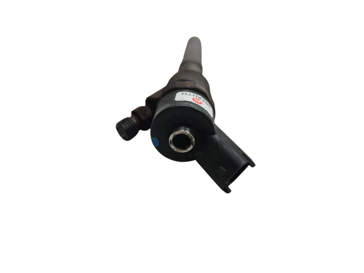 WTRYSKIWACZ HYUNDAI TRAJET LIFT (2004-2008) 2.0 CRDI 113KM 33800-27010