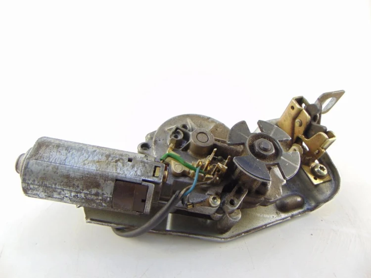 MECHANIZM WYCIERACZKI TYŁ RENAULT LAGUNA I 2.0 16V 7700831512