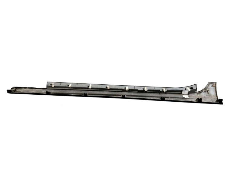 LISTWA PROGOWA PRAWA MASERATI GHIBLI III 670010791