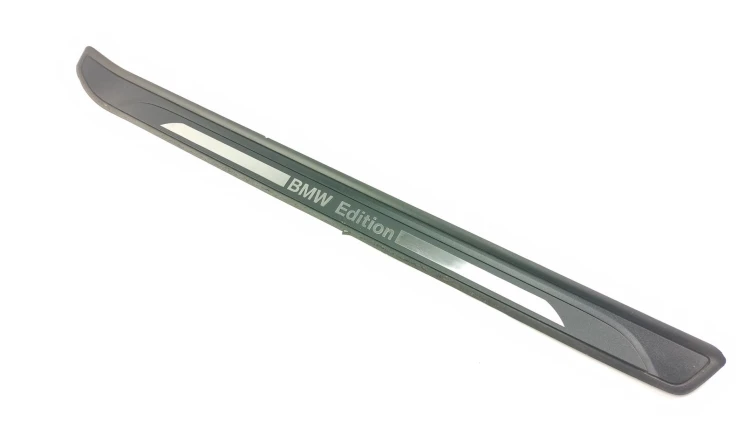 LISTWA PROGOWA PRAWA BMW E81 LIFT(2007-2011) 2.0 D 60829010