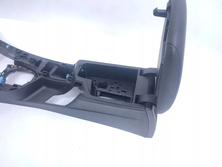 TUNEL ŚRODKOWY PODŁOKIETNIK BMW F21 (2011-2015) 1.6 T 136KM