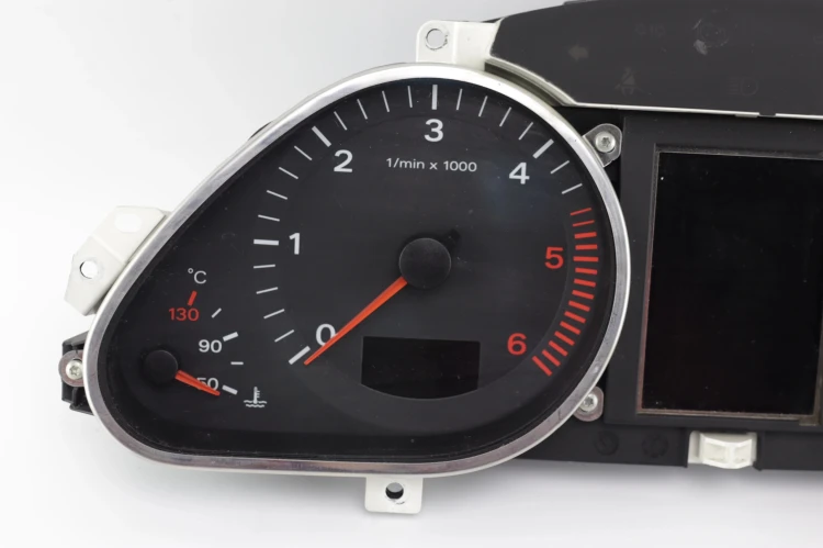 LICZNIK AUDI A6 C6 ALLROAD (2006-2011) 3.0 TDI V6 4F0920981F