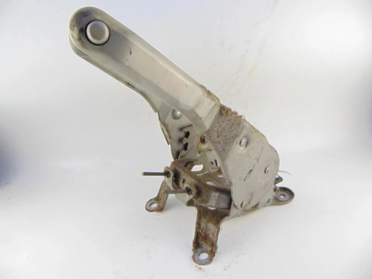 DŹWIGNIA HAMULCA RĘCZNEGO RENAULT MEGANE II (2002-2005) 8200273004