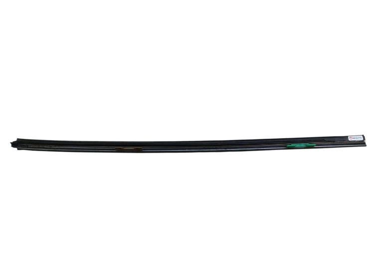 LISTWA SZYBY CZOŁOWEJ PRAWA HONDA CR-V IV (2012-2014) 2.2 i-DTEC 150KM