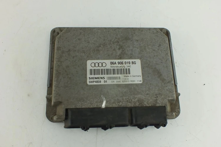 KOMPUTER STEROWNIK SILNIKA AUDI A3 8L (1996-2000) 1.8 T 06A906019BG