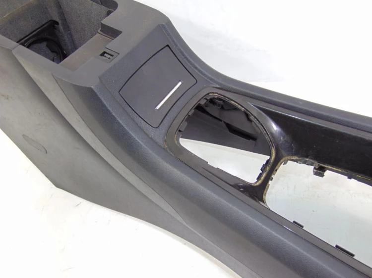 TUNEL ŚRODKOWY CITROEN C5 III (2008 -) 1.6 HDI