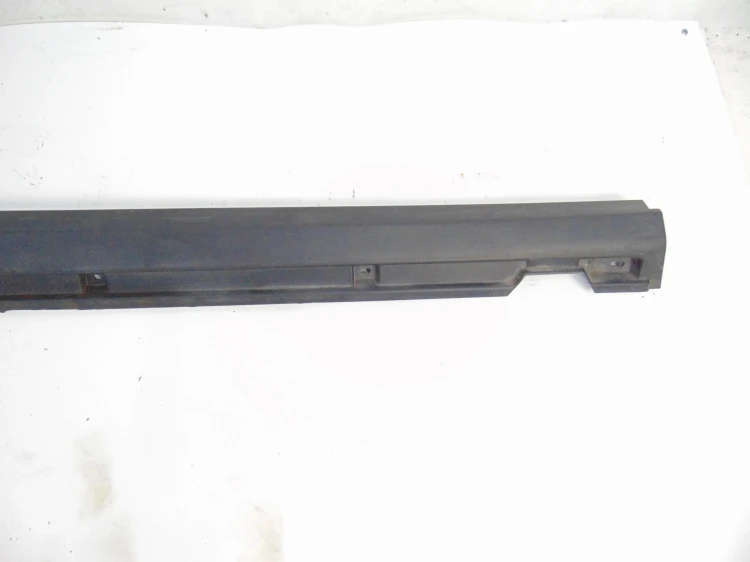 LISTWA PROGOWA LEWA RANGE ROVER EVOQUE LIFT (2015-2018) 2.0 TD Ingenium 180