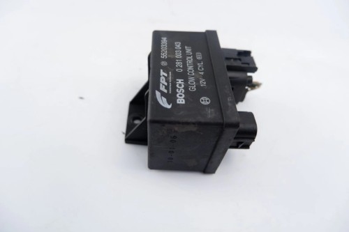 PRZEKAŹNIK ŚWIEC ŻAROWYCH FIAT BRAVO II 1.9JTD 55203394
