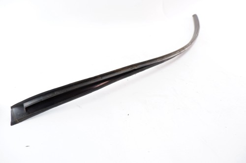LISTWA SZYBY CZOŁOWEJ LEWA FORD FOCUS MK3 LIFT (2014-2018) 1.6 Ti-VCT 105 K
