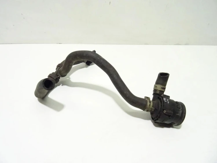 POMPA OBIEGU WODY RENAULT ESPACE IV LIFT (2006-2014) 8200285950