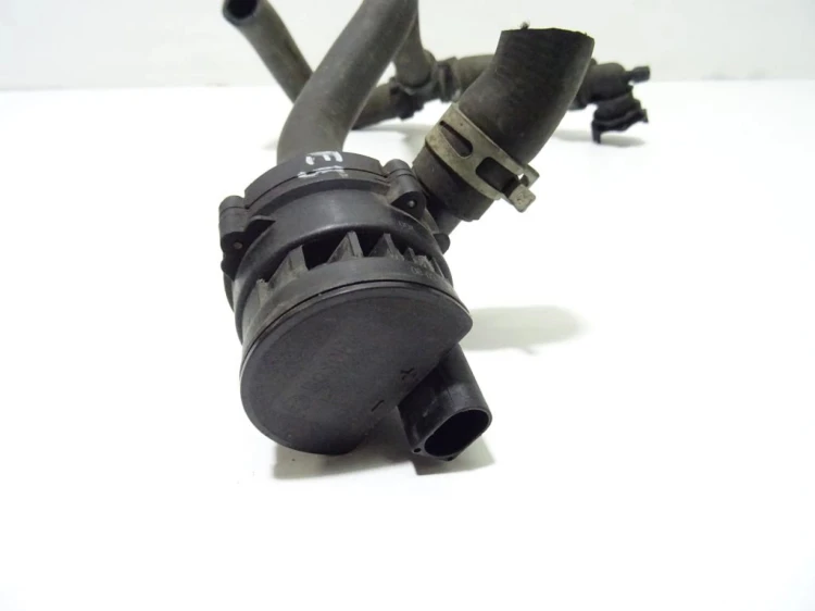 POMPA OBIEGU WODY RENAULT ESPACE IV LIFT (2006-2014) 8200285950