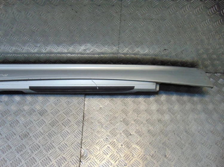 LISTWA PROGOWA LEWA BMW E87 2.0 BEN