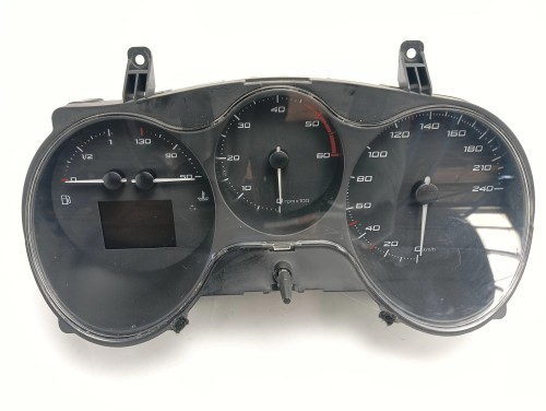 LICZNIK SEAT LEON II LIFT (2009-2012) 1.6 TDI 105KM 1P0920810M