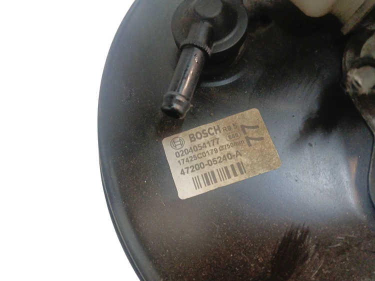 SERWO HAMULCOWE TOYOTA AVENSIS T27 LIFT (2012-2015) 2.0 D4D 124KM 47200-052
