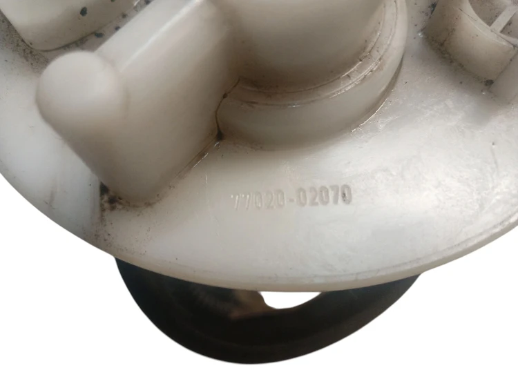 POMPA PALIWA W BAK TOYOTA AVENSIS T25 (2003-2006) 1.6 16V 110KM 77020-02070