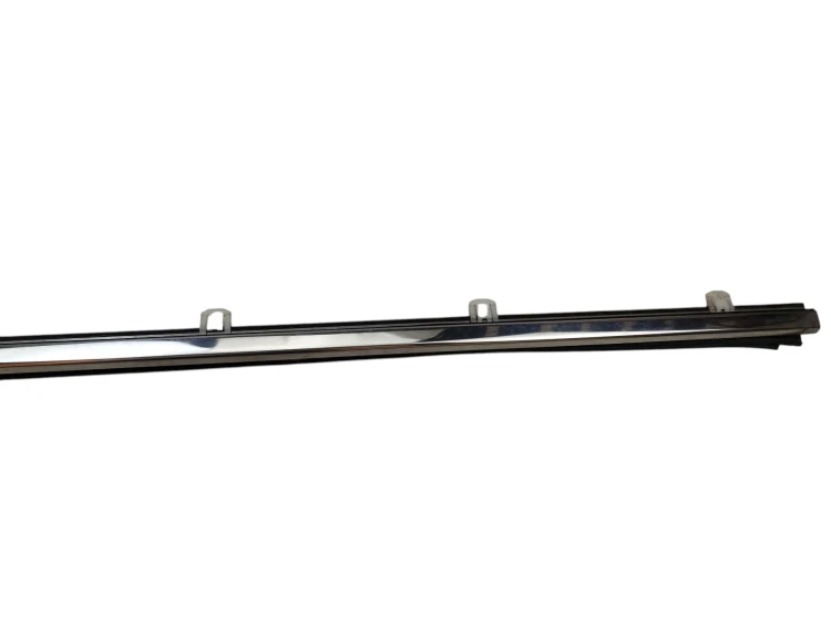 LISTWA SZYBY CZOŁOWEJ LEWA HONDA ACCORD VIII (2008-2010) 2.2 I-DTEC 150KM