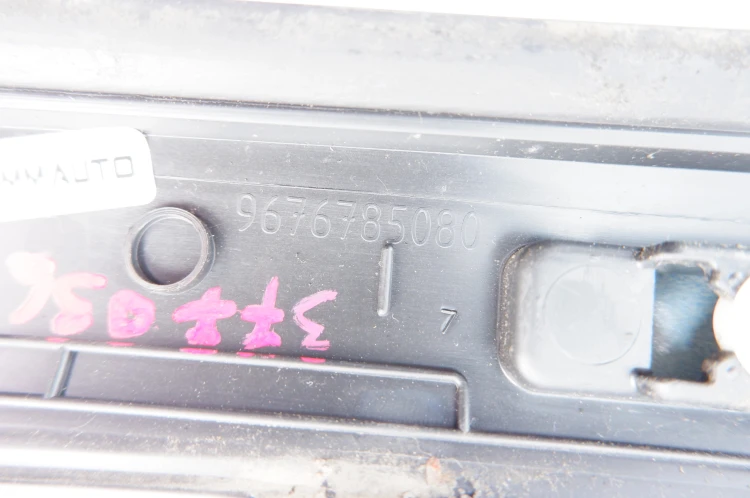 LISTWA SZYBY CZOŁOWEJ LEWA CITROEN C4 PICASSO II (2013-2016) 1.6 e-HDI 115K