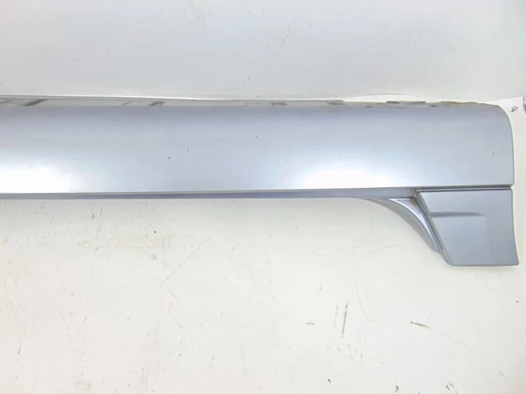 LISTWA NAKŁADKA PROGU PRAWA CHRYSLER CROSSFIRE (2003-2007)