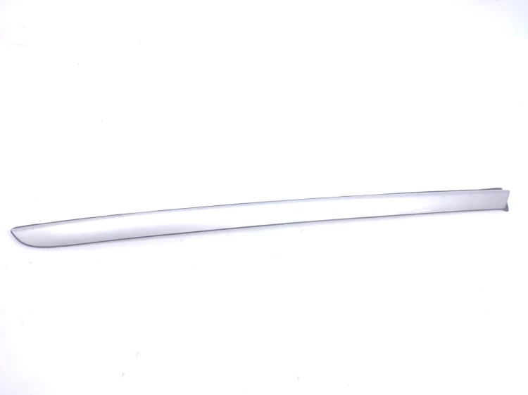 LISTWA SZYBY CZOŁOWEJ PRAWA CITROEN C5 III (2008-2010) 2.0 HDI 140KM 965914