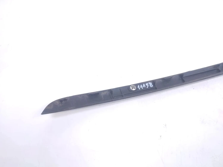 LISTWA SZYBY CZOŁOWEJ PRAWA CITROEN C5 III (2008-2010) 2.0 HDI 140KM 965914