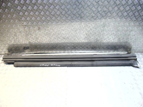 LISTWA PROGOWA PRAWA LAND ROVER RANGE ROVER III(2001-2012) 3.0D 177