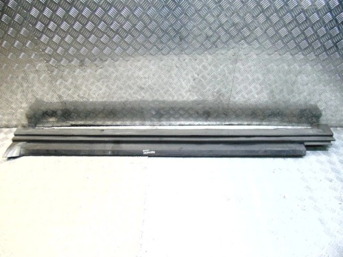 LISTWA PROGOWA LEWA LAND ROVER RANGE ROVER III(2001-2012) 3.0D 177