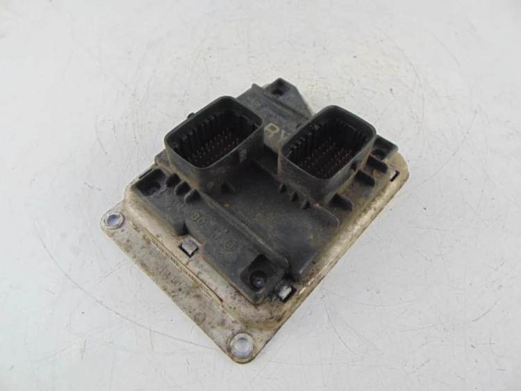 KOMPUTER STEROWNIK SILNIKA OPEL CORSA B 1.0 90532609