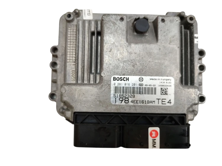 KOMPUTER STEROWNIK SILNIKA FIAT BRAVO II 51852328