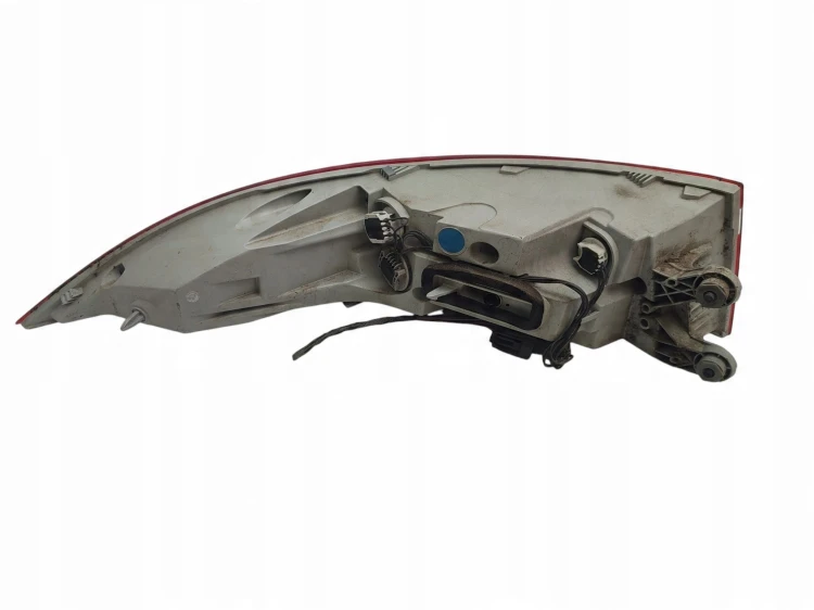 LAMPA PRAWY TYŁ JAGUAR XF II X260 (2015-2020) 2.0 D 180KM GX63-13404-AC