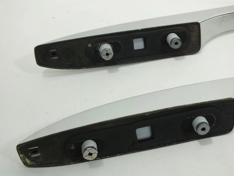 RELINGI DACHOWE RENAULT MEGANE III (2008-2013) 1.6 16V