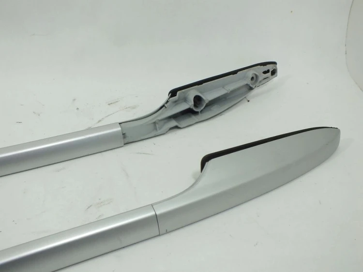 RELINGI DACHOWE RENAULT MEGANE III (2008-2013) 1.6 16V