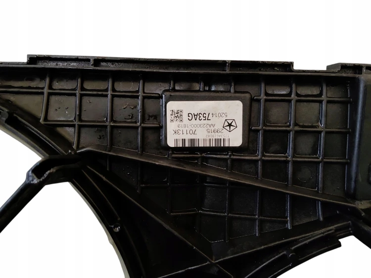 WENTYLATOR CHŁODNICY JEEP CHEROKEE V (2014-2018) 3.2 V6 272KM