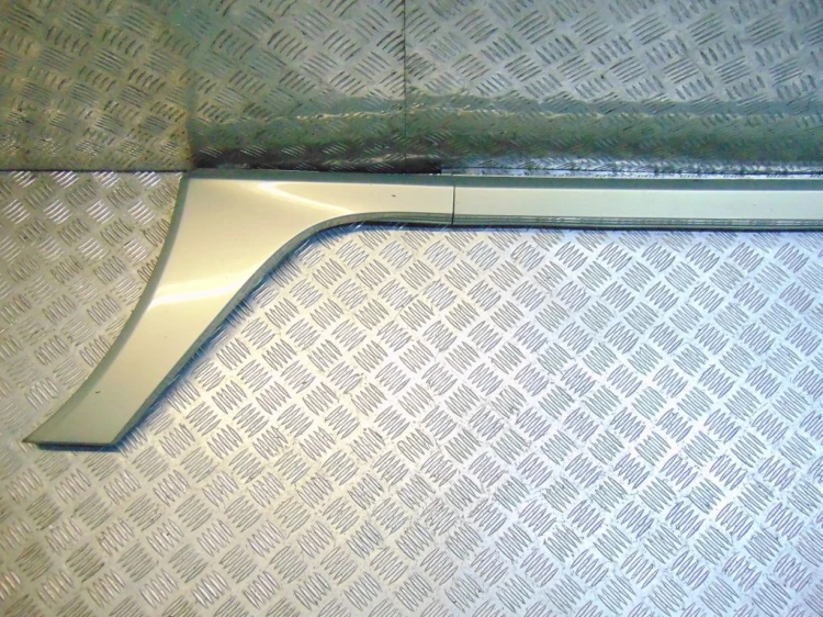 LISTWA PROGOWA LEWA RENAULT KOLEOS (2008-2013) 2.0 DCI