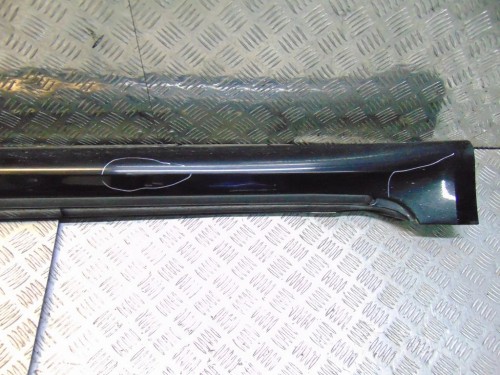 LISTWA PROGOWA PRAWA LEXUS IS II 2.2 D