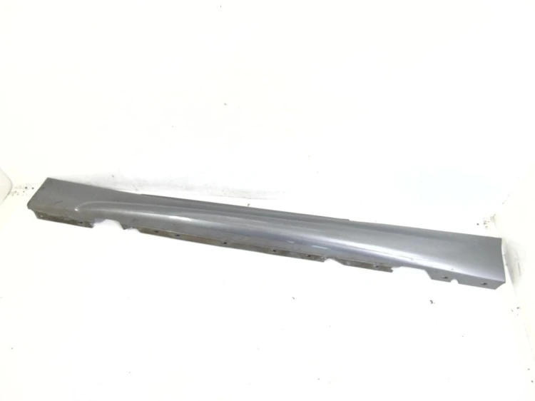 LISTWA NAKŁADKA PROGU LEWA BMW E81 LIFT(2007-2011) 2.0 D N47D20C