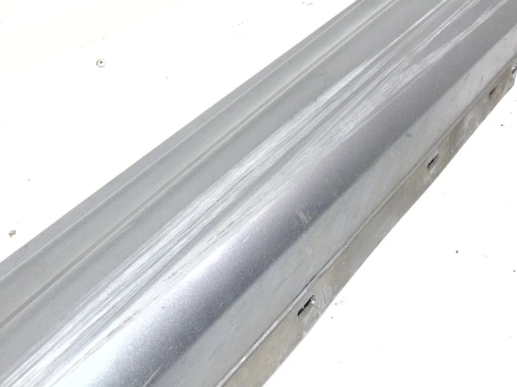 LISTWA NAKŁADKA PROGU LEWA BMW E81 LIFT(2007-2011) 2.0 D N47D20C