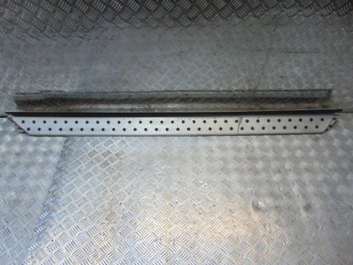 LISTWA PROGOWA LEWA BMW X5 E53 (1999-2006)